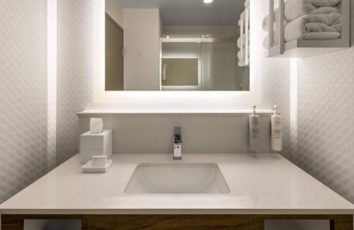 Dumbarton Hotel | Hampton Inn & Suites Richmond/Glenside