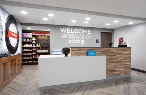 Richmond Hotel | Hampton Inn & Suites Richmond