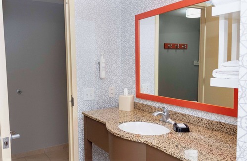 Riverton Hotel | Hampton Inn & Suites Riverton