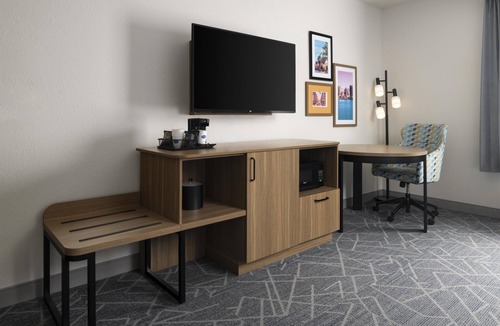 Rochester Hotel | Hampton Inn & Suites Rochester/Henrietta