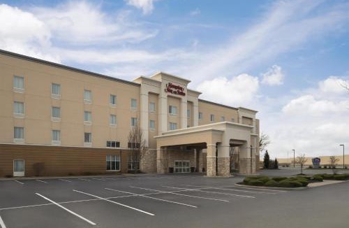 Rochester Hotel | Hampton Inn & Suites Rochester/Henrietta
