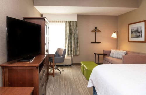 Victor Hotel | Hampton Inn & Suites Rochester/Victor