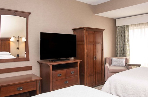 Victor Hotel | Hampton Inn & Suites Rochester/Victor