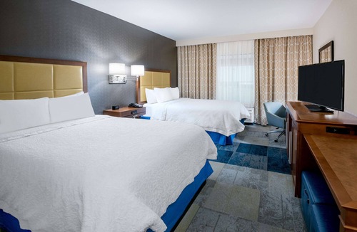 Brooks City Base Hotel | Hampton Inn & Suites San Antonio Brooks City Base