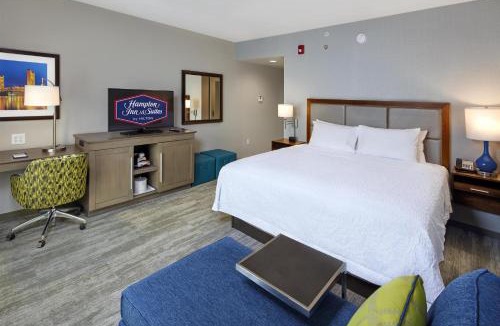 East Sacramento Hotel | Hampton Inn & Suites Sacramento at CSUS