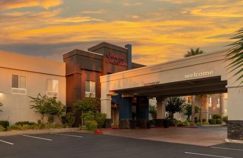 Arden-Arcade Hotel | Hampton Inn & Suites Sacramento-Auburn Boulevard