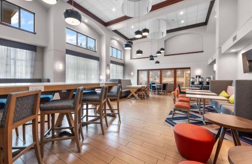 St. Louis Hotel | Hampton Inn & Suites - Saint Louis South Interstate 55