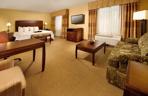North San Antonio - SAT Hotel | Hampton Inn & Suites San Antonio-Airport