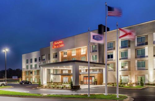 Saraland Hotel | Hampton Inn & Suites Saraland Mobile