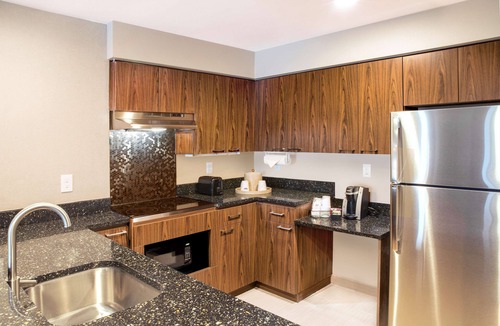 Lower Queen Anne Hotel | Hampton Inn & Suites Seattle-Downtown