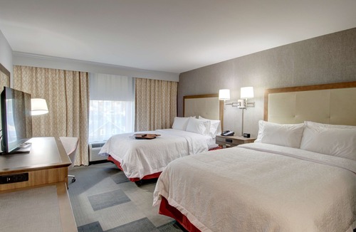 Springfield Hotel | Hampton Inn & Suites Springfield/Downtown