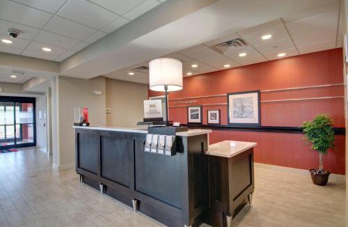 Springfield Hotel | Hampton Inn & Suites Springfield Downtown