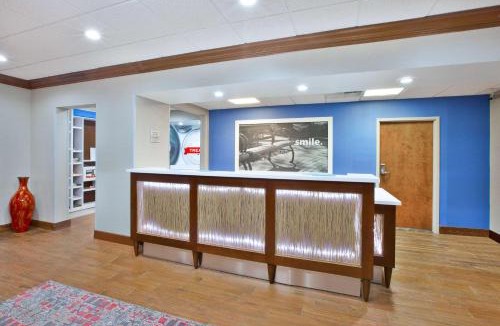 Springboro Hotel | Hampton Inn & Suites Springboro