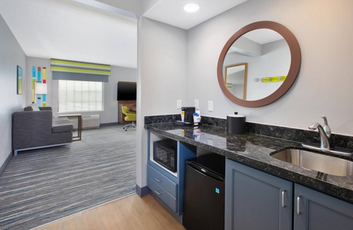 St. Cloud Hotel | Hampton Inn & Suites St. Cloud, MN