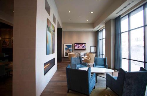West Seventh Hotel | Hampton Inn & Suites St. Paul Downtown