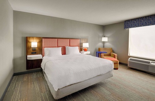 Glen Carbon Hotel | Hampton Inn & Suites St. Louis-Edwardsville
