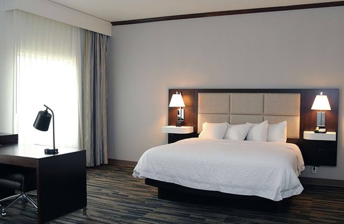 Stephenville Hotel | Hampton Inn & Suites Stephenville