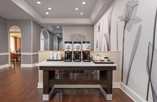 Stamford Hotel | Hampton Inn & Suites Stamford