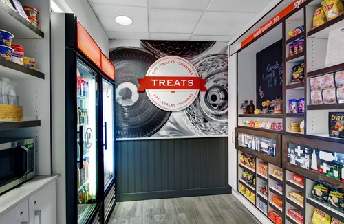 Eastside Hotel | Hampton Inn & Suites Syracuse Dewitt