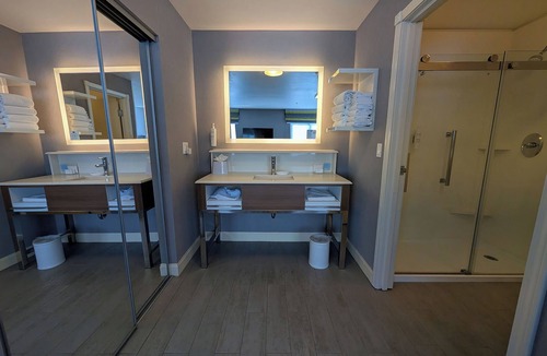 South End Hotel | Hampton Inn & Suites Tacoma