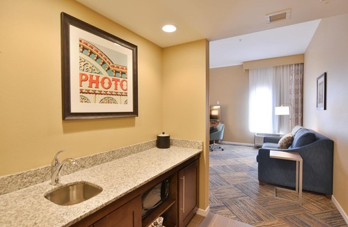 Lake Hallie Hotel | Hampton Inn & Suites Chippewa Falls