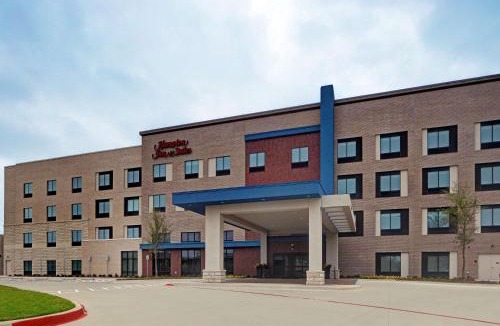 Farmers Branch Hotel | Hampton Inn & Suites Dallas - Farmers Branch