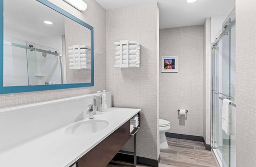 Farmers Branch Hotel | Hampton Inn & Suites Farmers Branch Dallas