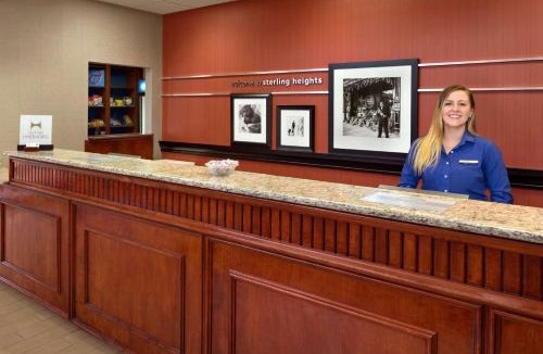 Sterling Heights Hotel | Hampton Inn & Suites Detroit Sterling Heights
