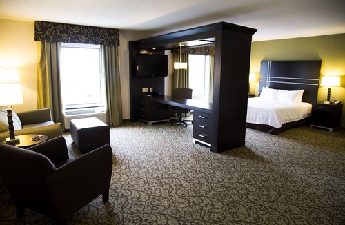 West Middlesex Hotel | Hampton Inn & Suites Sharon