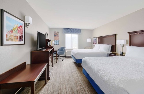West Sacramento Hotel | Hampton Inn & Suites West Sacramento