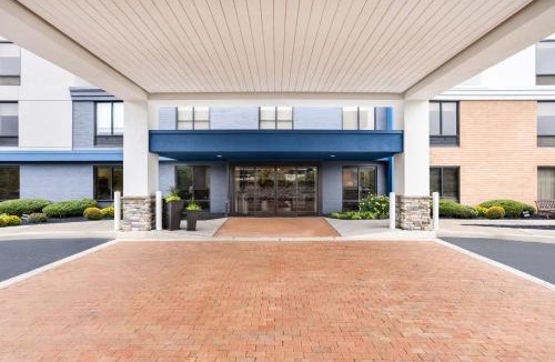 Arcola Hotel | Hampton Inn & Suites Valley Forge/Oaks