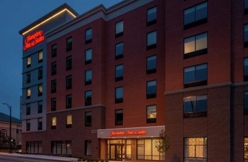Winston - Salem Hotel | Hampton Inn & Suites Winston-Salem Downtown