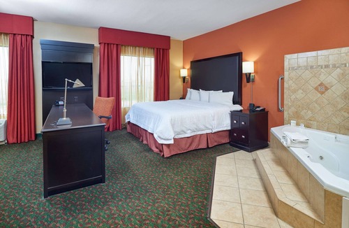 Waco Hotel | Hampton Inn & Suites Waco-South