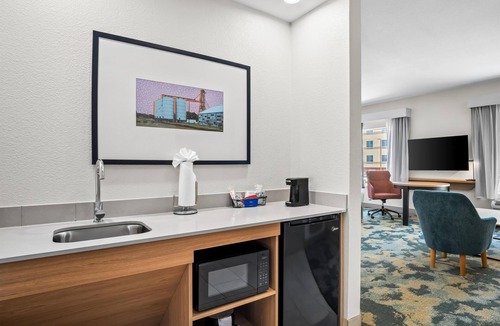 Waxahachie Hotel | Hampton Inn & Suites Waxahachie