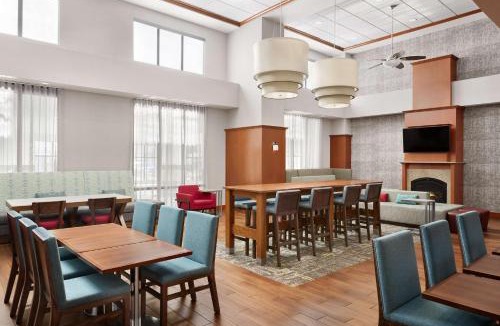 West Haven Hotel | Hampton Inn & Suites West Haven