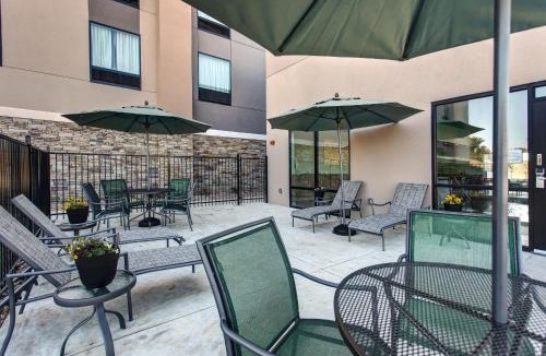 Wichita Hotel | Hampton Inn & Suites-Wichita/Airport, KS