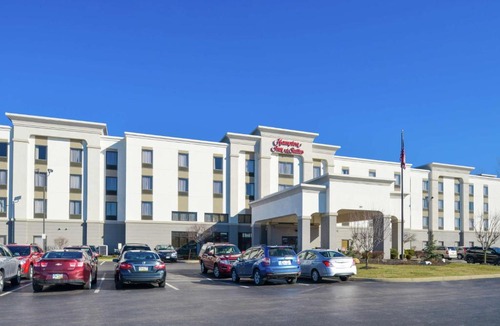 Wilmington Hotel | Hampton Inn & Suites Wilmington