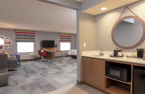 Xenia Hotel | Hampton Inn & Suites Xenia Dayton