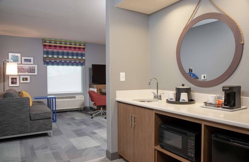 Xenia Hotel | Hampton Inn & Suites Xenia Dayton