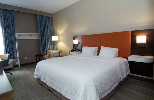 Summersville Hotel | Hampton Inn Summersville