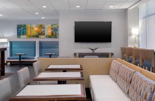 Tallahassee Hotel | Hampton Inn Tallahassee-Central