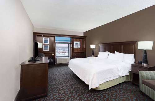 Terre Haute Hotel | Hampton Inn Terre Haute