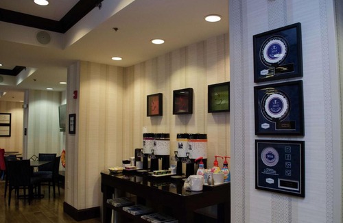 Thomson Hotel | Hampton Inn Thomson