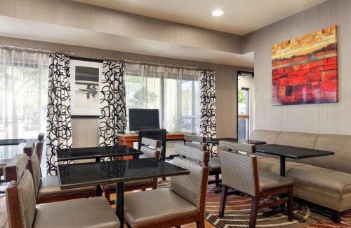 Tracy Hotel | Hampton Inn Tracy