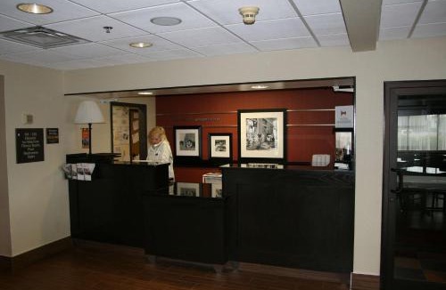 Uniontown Hotel | Hampton Inn Uniontown