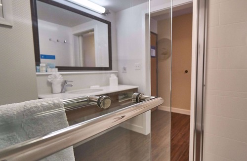 Uniontown Hotel | Hampton Inn Uniontown