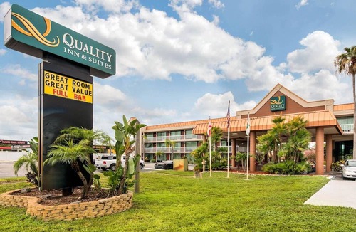 Tarpon Springs Hotel | Hampton Inn & Suites Tarpon Springs