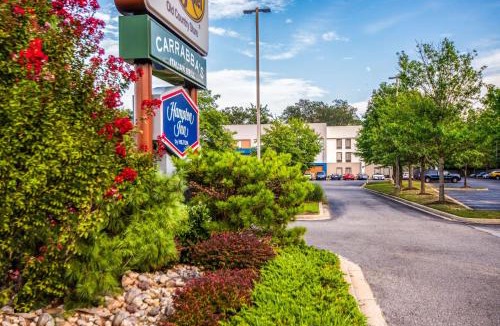 St. Charles Hotel | Hampton Inn Waldorf