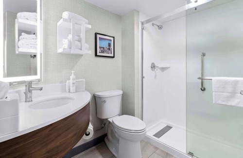 Washington Hotel | Hampton Inn Washington
