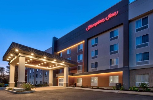 Waterbury Hotel | Hampton Inn Waterbury